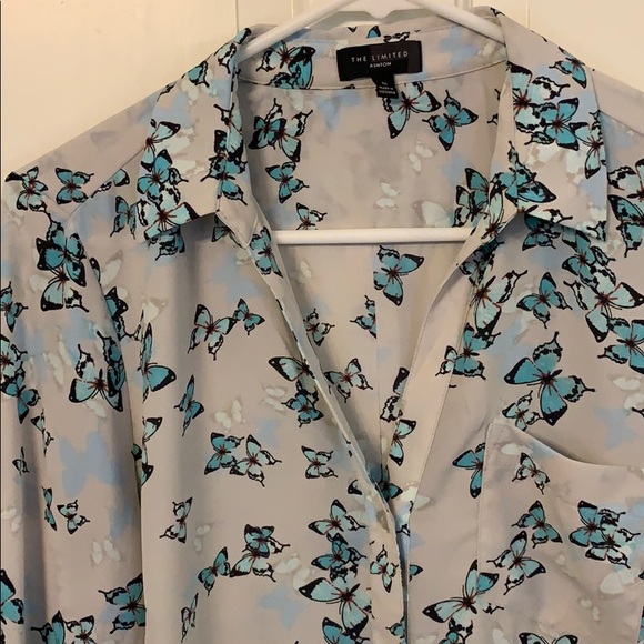 The Limited Tops - 🌼HP🌼 Limited Butterfly Top